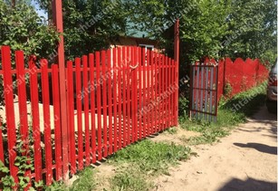 Забор евроштакетник горокой в Петропавловске цвет рубин